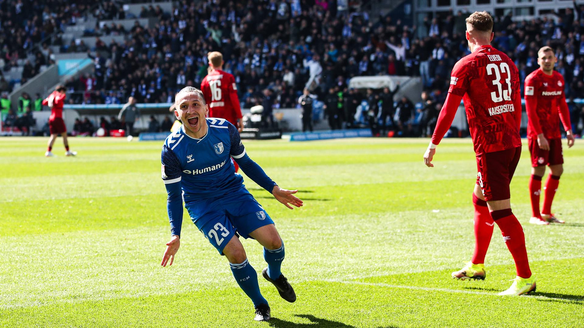 Torschütze Baris Atik bejubelt sein Tor zum 1:0.