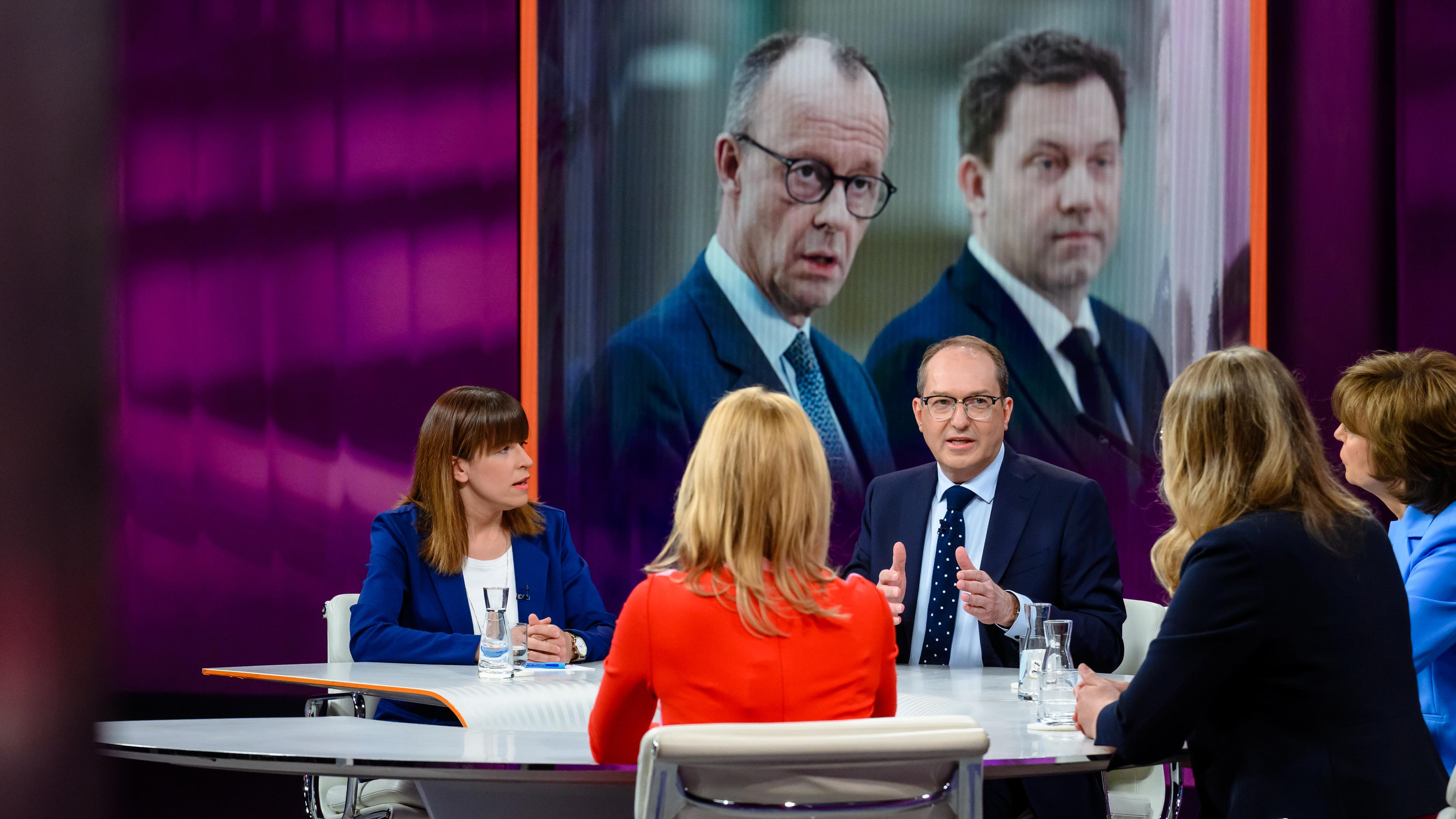 von links: Julia Reuschenbach, Melanie Amann, Alexander Dobrindt, Katharina Dröge, Maybrit Illner