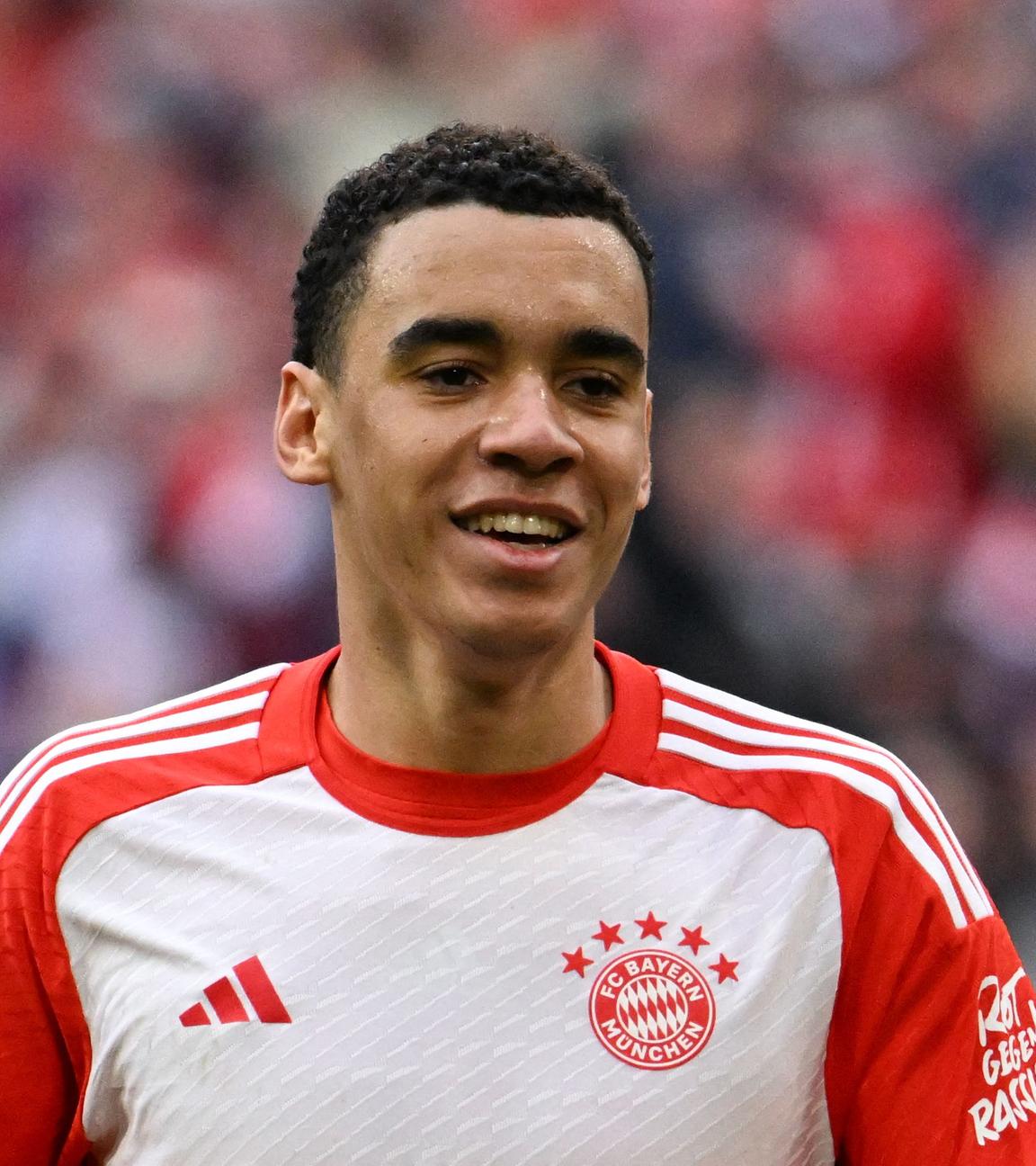 Jamal Musiala im Trikot des FC Bayerns.