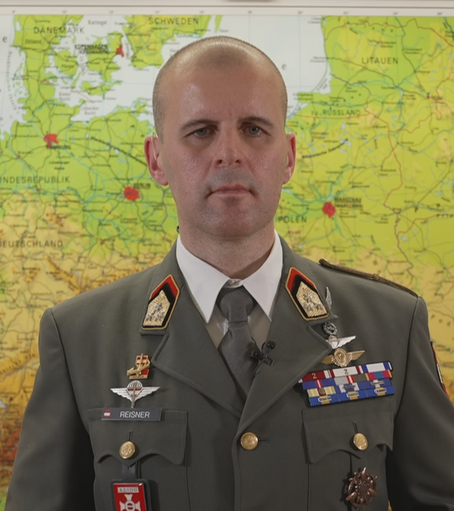 Oberst Markus Reisner bei ZDFheute live.