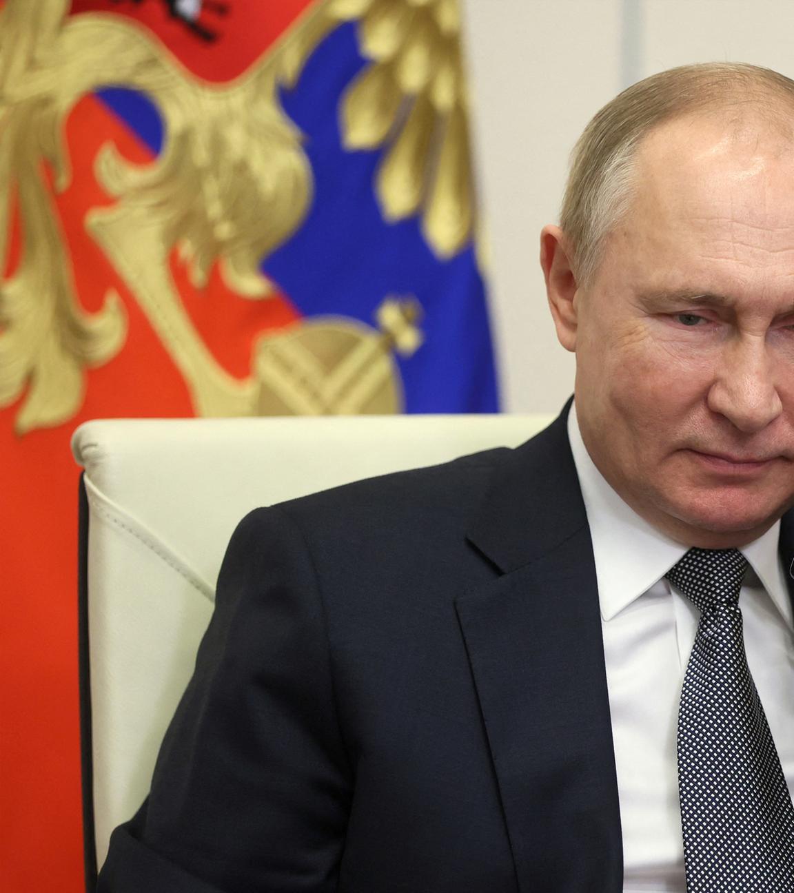 Archiv: Wladimir-Putin-telefoniert